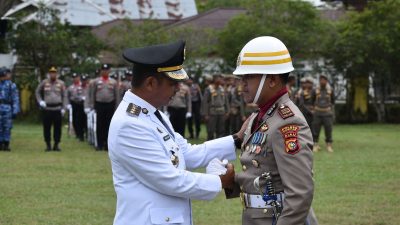 Selain Berantas Kejahatan, Kasat Reskrim Polres Kampar Ternyata Juga Bisa Jadi Komandan Upacara HUT R1 ke-80