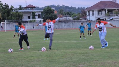 Dandim 0313 KPR Bersama Kapolres Kampar Buka Turnamen Sepakbola Sempena HUT TNI Ke 80