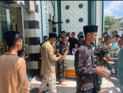 Batalyon Infanteri TP 898/PC Laksanakan Jumat Barokah Di Mesjid Raya Al-Falah Salo