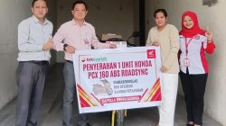 BRK Syariah Capem Petapahan Berikan Hadiah Langsung ke Nasabah, Berikut Kisahnya